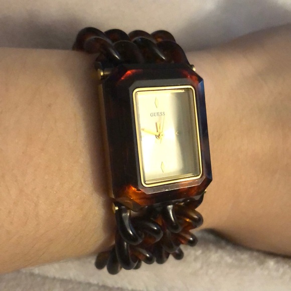 Guess Accessories - Vintage Tortoise & Gold Ladies Guess Watch 💕